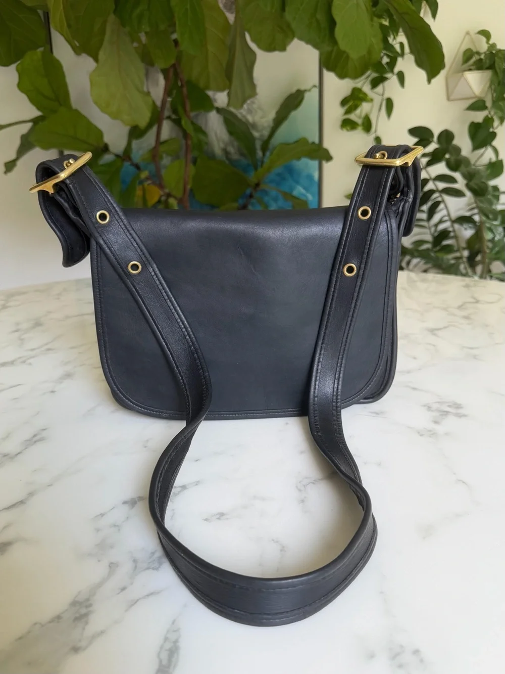 Coach Vintage Patricia's Legacy 9951 Black Leather Crossbody Shoulder Bag 90's